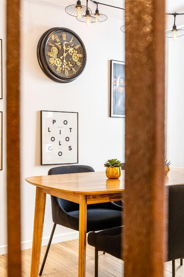 Plein Centre Avec "Parking Prive" Voitures Electriques Bienvenues Apartment Каси Екстериор снимка