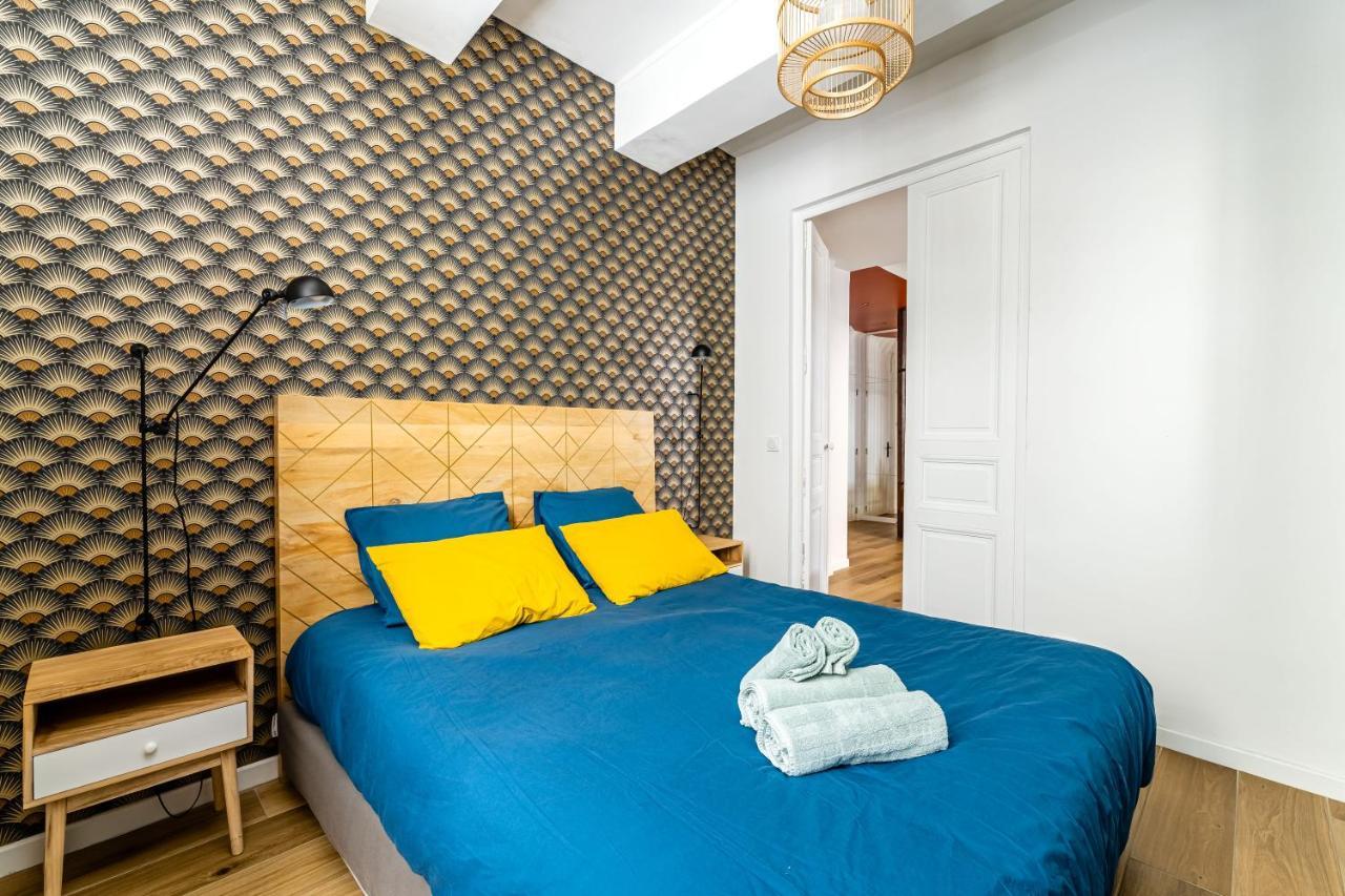 Plein Centre Avec "Parking Prive" Voitures Electriques Bienvenues Apartment Каси Екстериор снимка